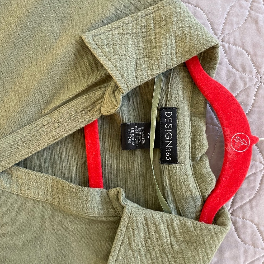 Design 365 puff sleeve polo style shirt - Picture 6 of 9